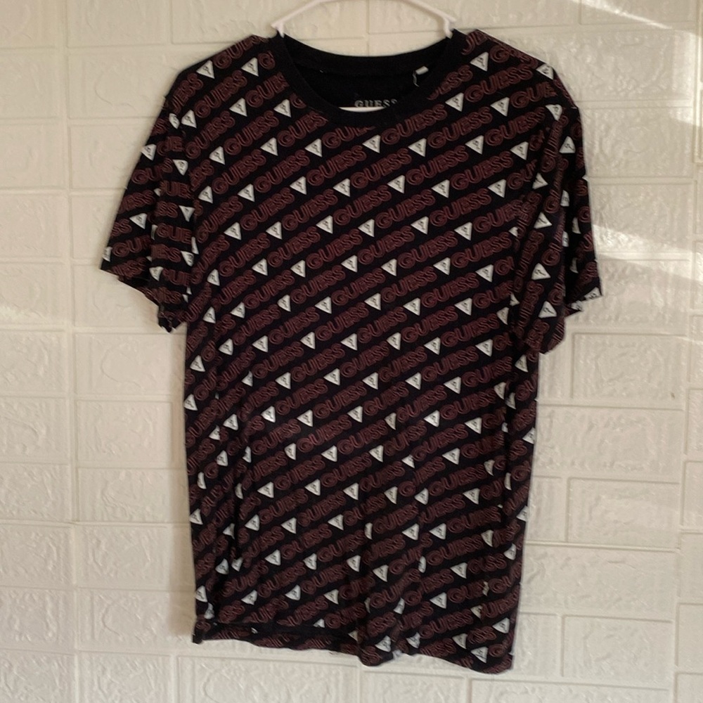 Guess T-shirt